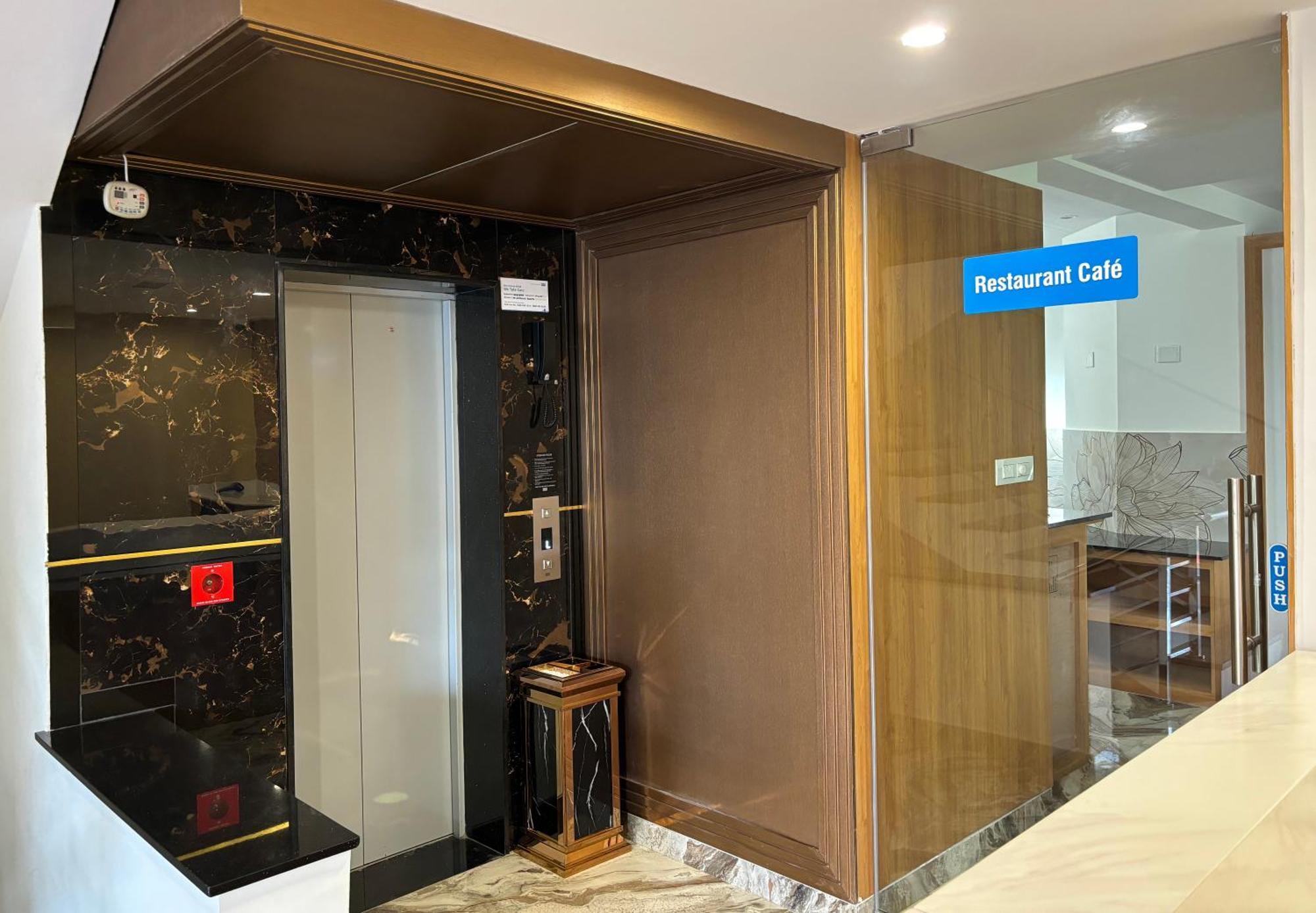 Hotel Sterling Plaza- Bangalore International Airport Dod Jala Eksteriør billede