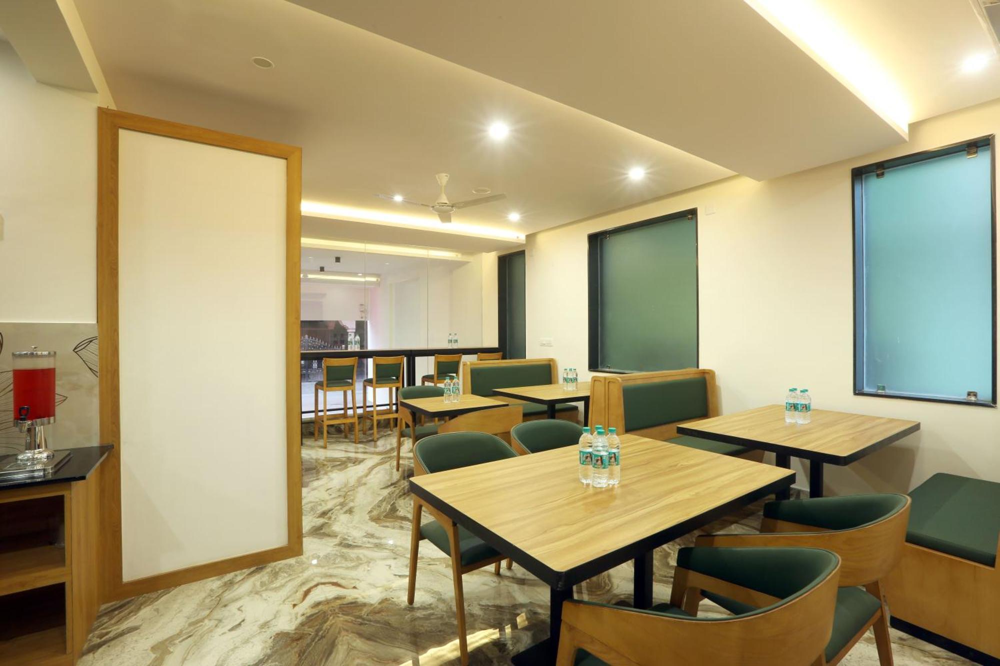 Hotel Sterling Plaza- Bangalore International Airport Dod Jala Eksteriør billede