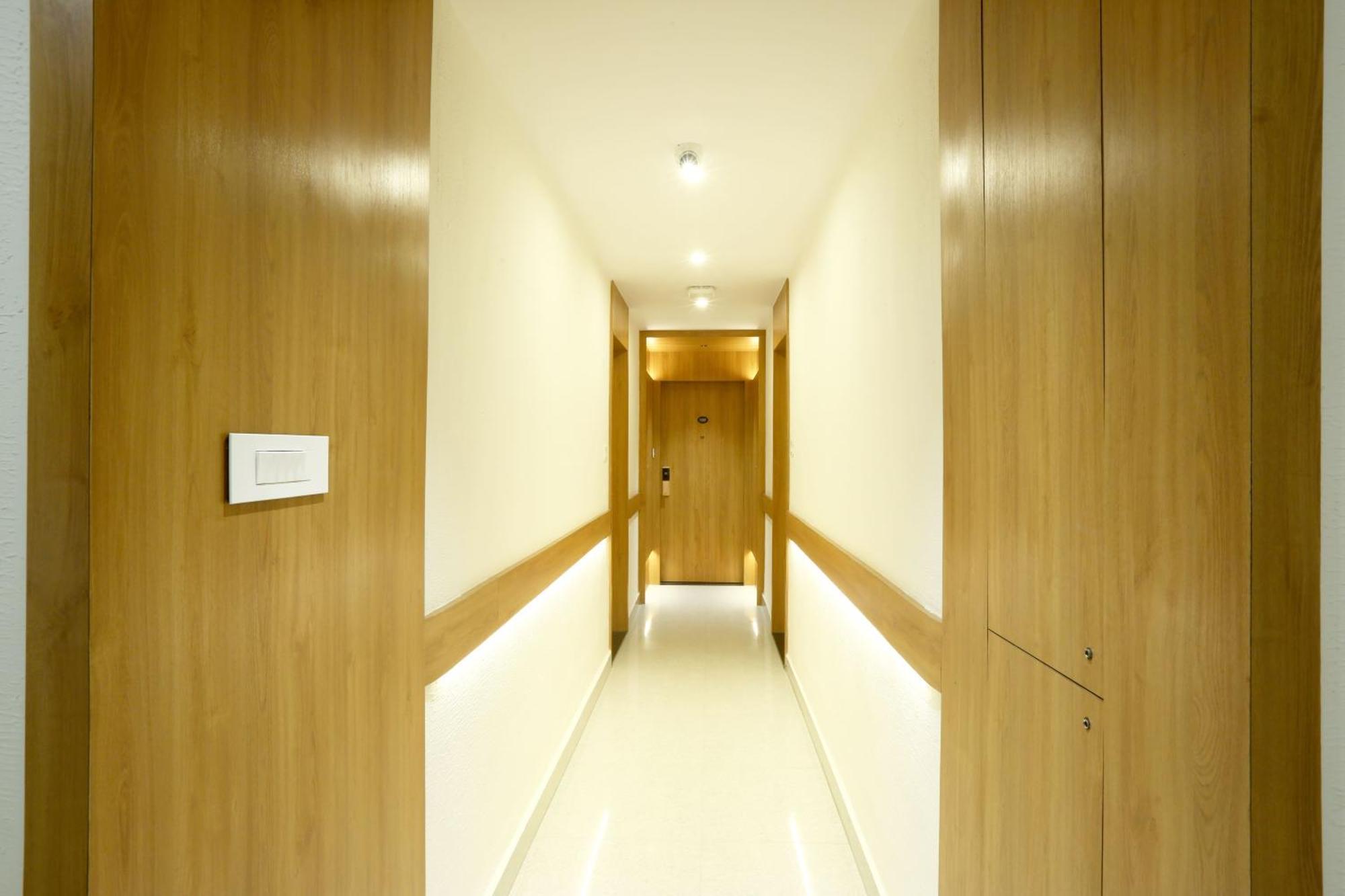 Hotel Sterling Plaza- Bangalore International Airport Dod Jala Eksteriør billede
