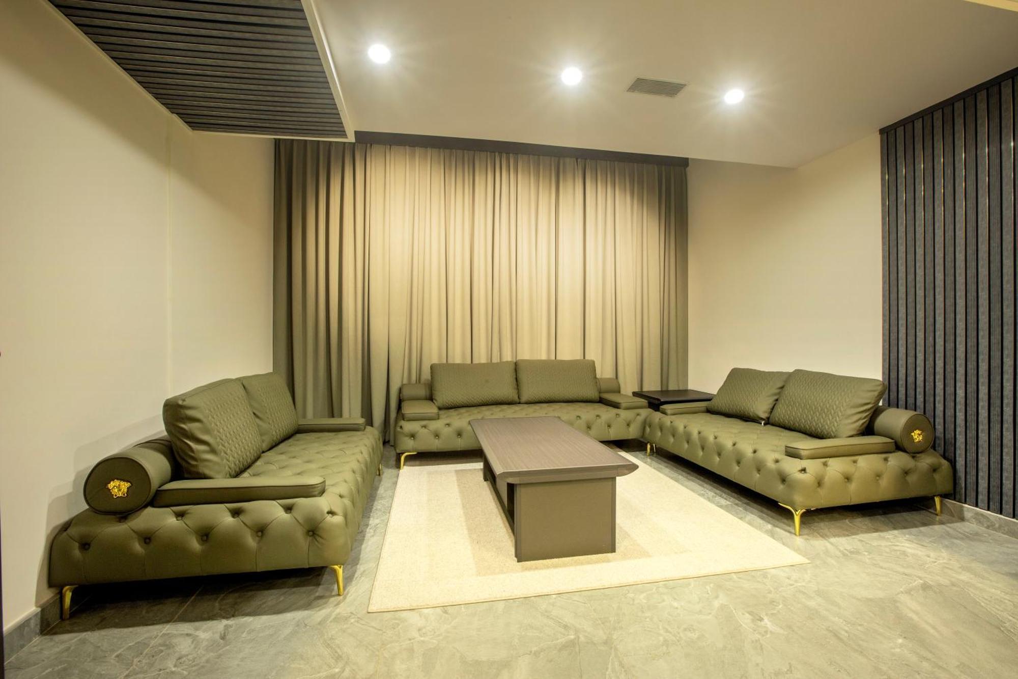 Hotel Sterling Plaza- Bangalore International Airport Dod Jala Eksteriør billede